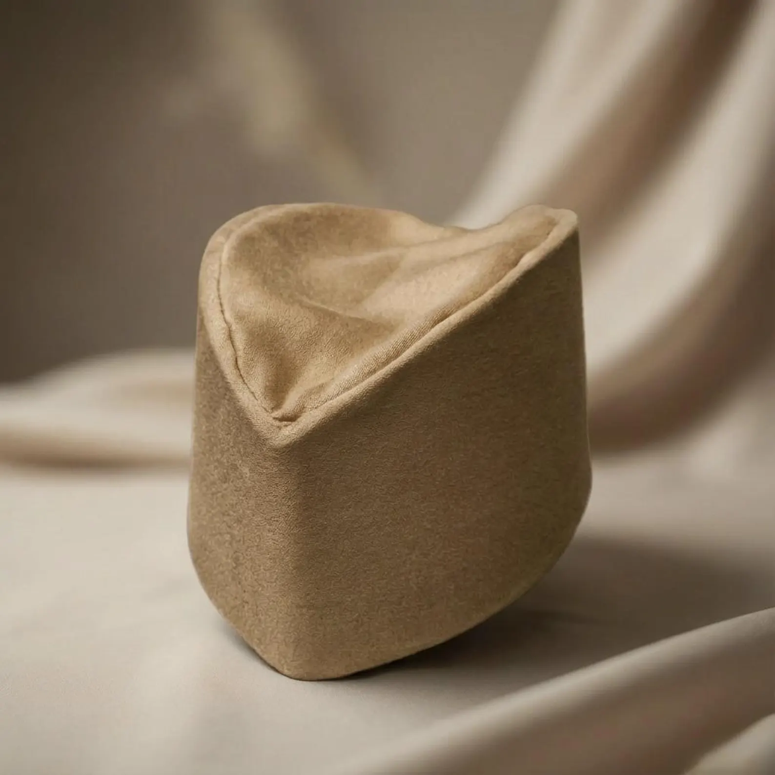 Hand-Woven Cotton Tarboush from Fès Medina — view 7