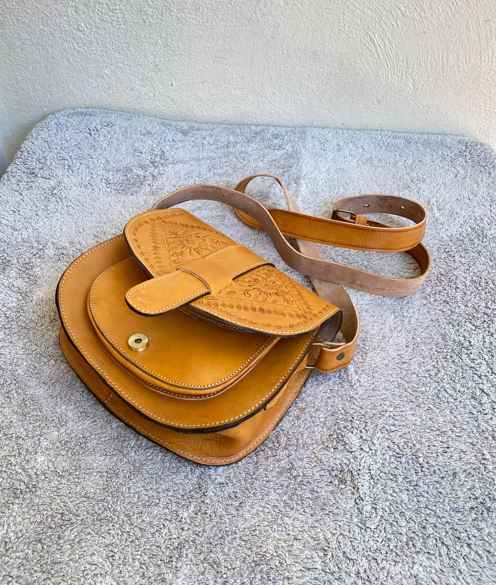 Vegetable-Tanned Leather Shoulder Bag from Marrakech — view 3