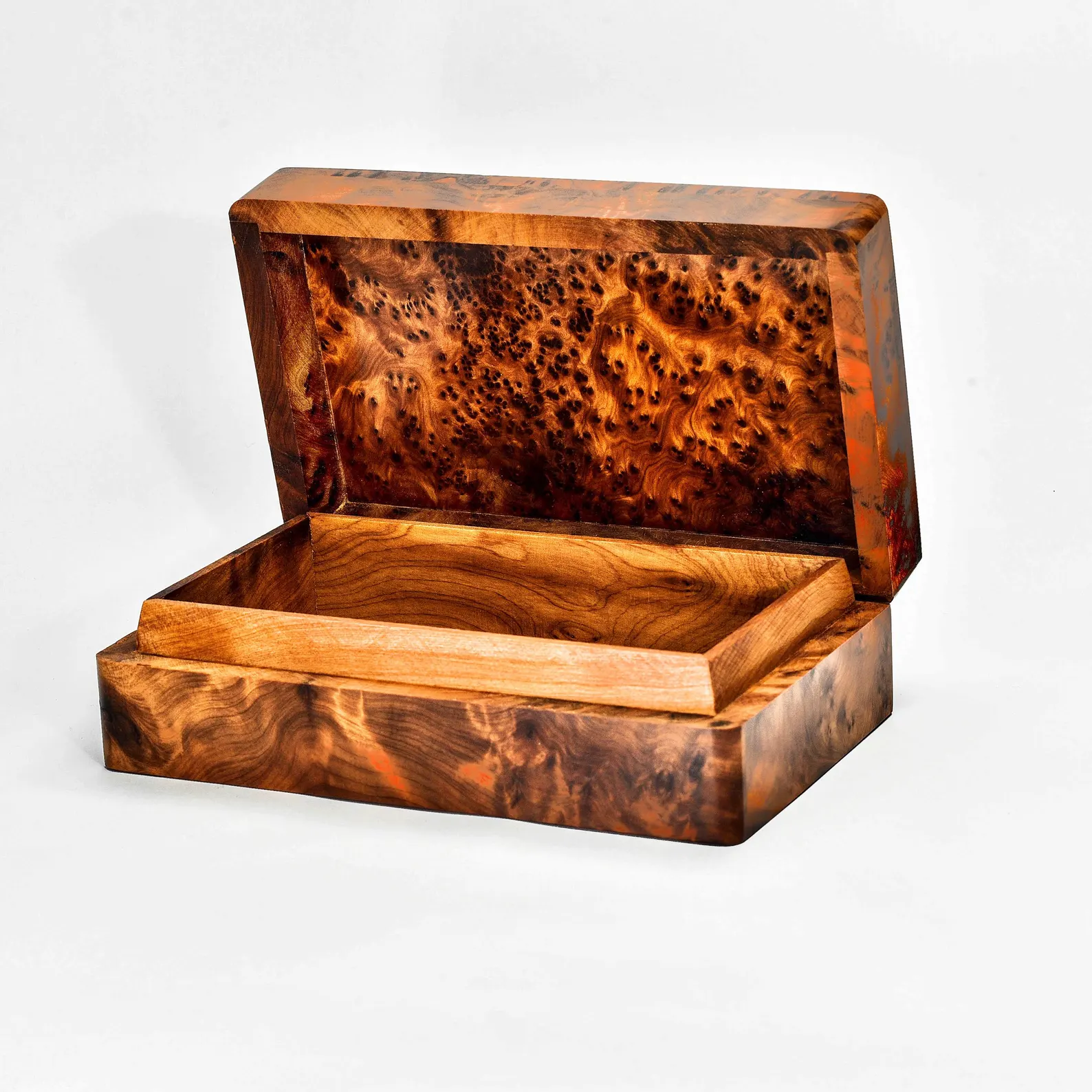 Thuya Burl Keepsake Box from Agadir — view 3