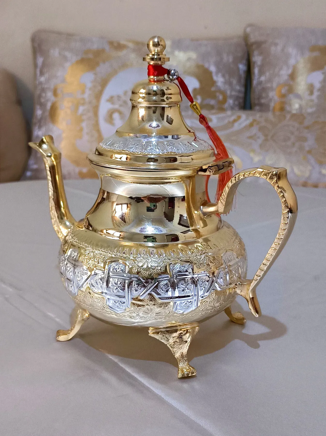 Hand-Hammered Brass Teapot from Fès — view 8