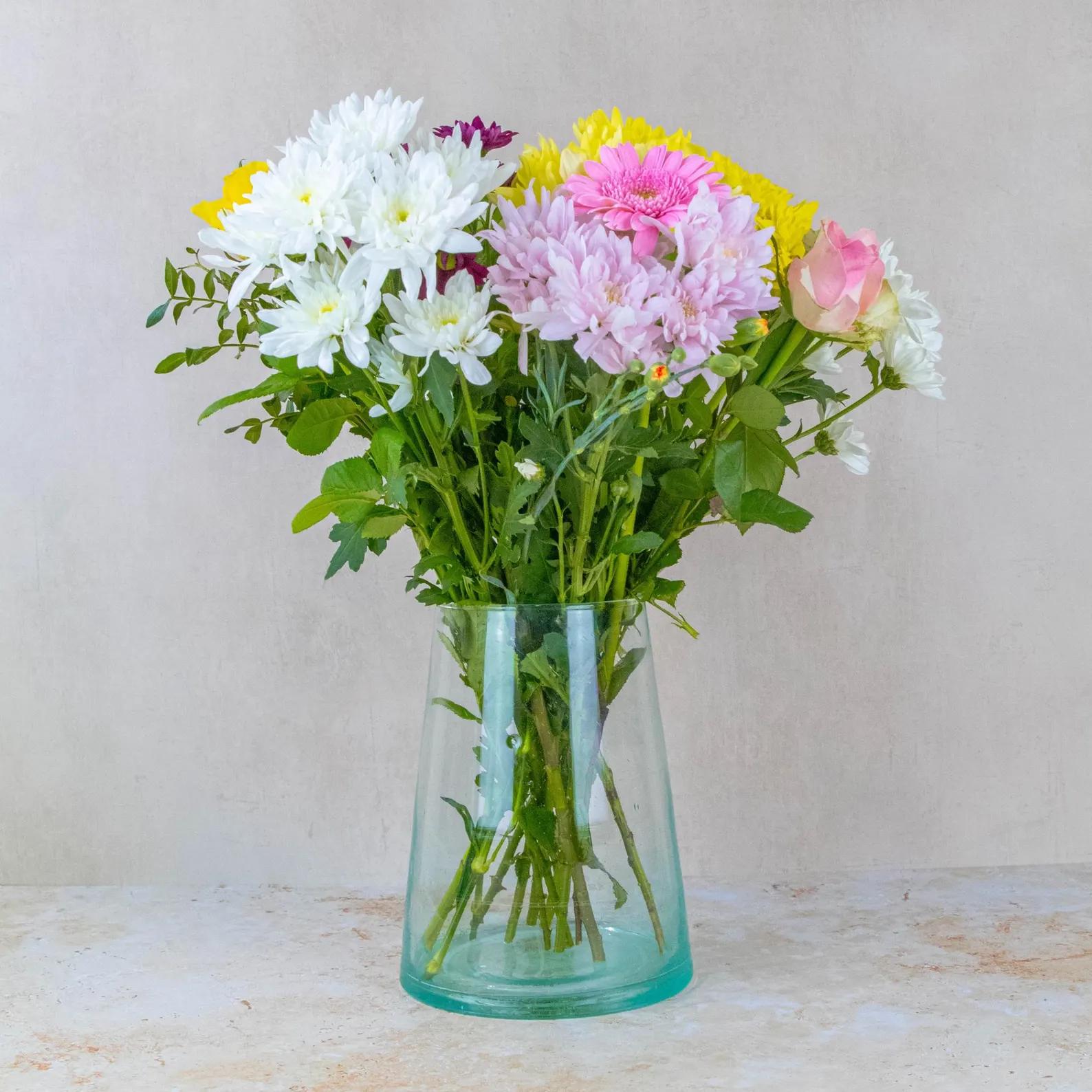 Hand-Blown Beldi Glass Vase from Fès — view 5