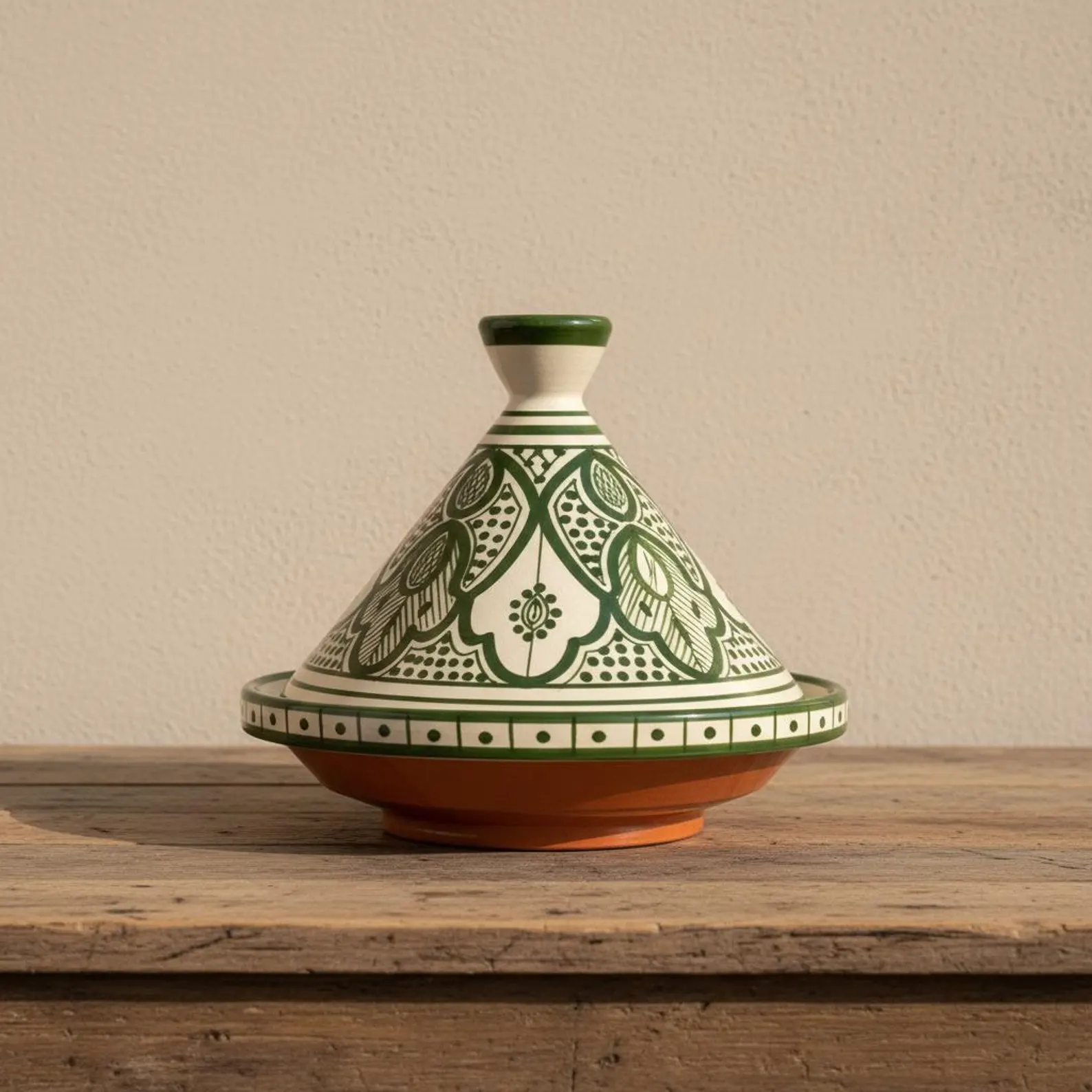 Hand-Painted Terracotta Tagine from Safi — view 8