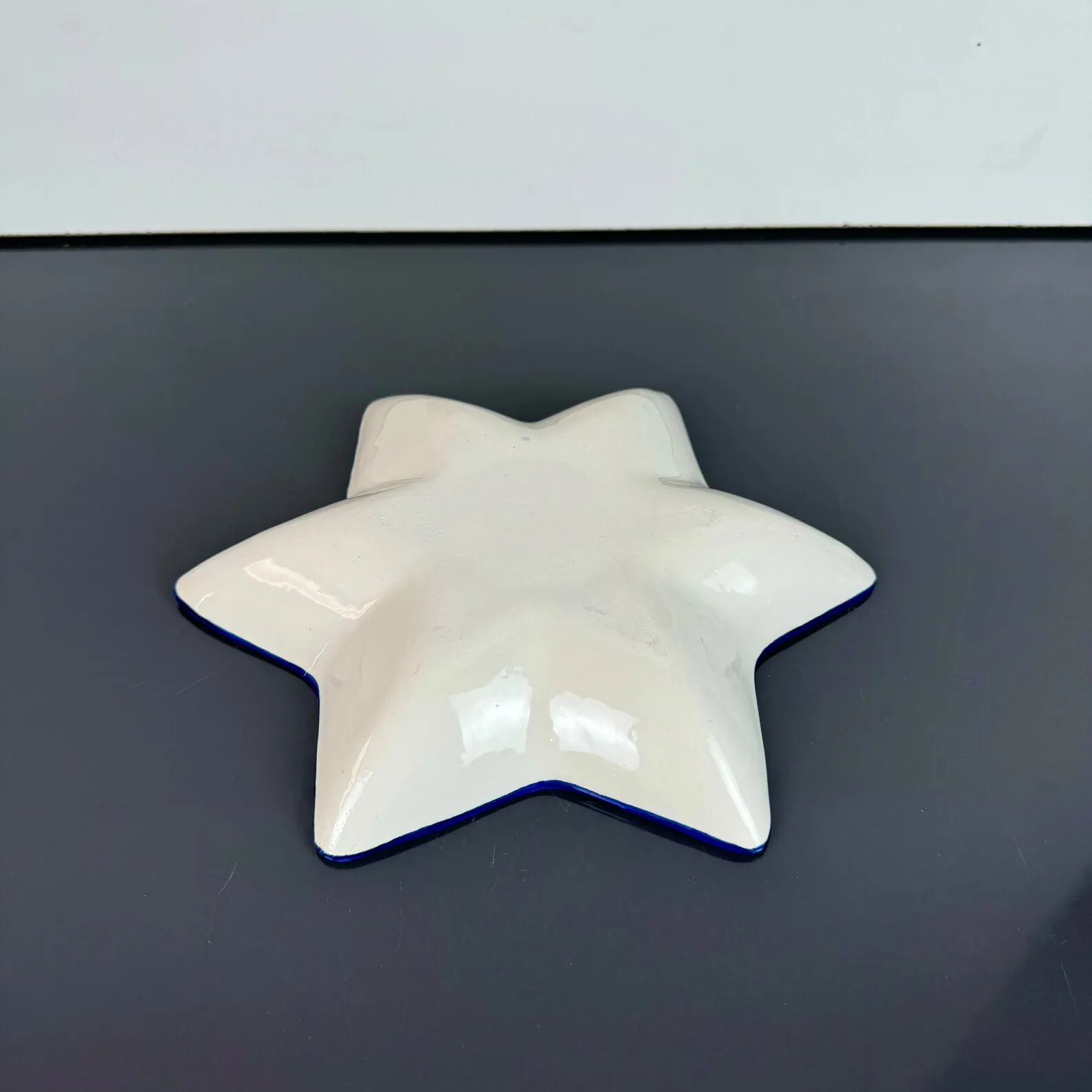 Hand-Painted Star Plate from Safi — view 3