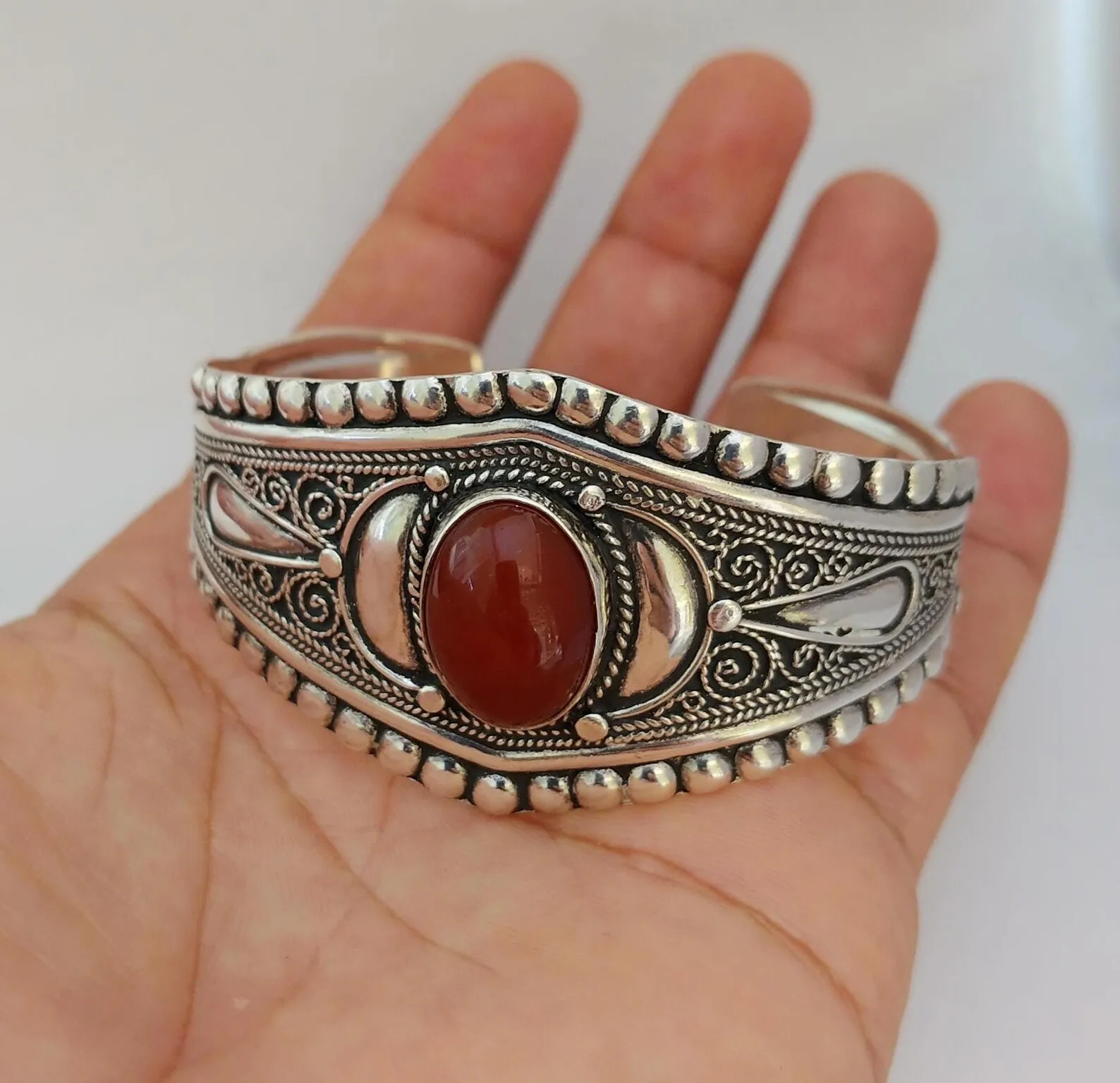Tiznit Silver Agate Cuff with Filigree Metalwork — view 3