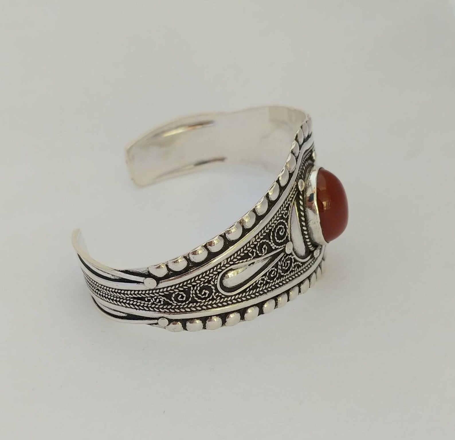 Tiznit Silver Agate Cuff with Filigree Metalwork — view 7