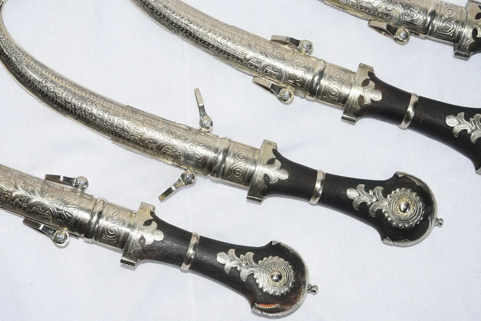 Moroccan Koummya Dagger – Handmade Berber Ceremonial Knife with Red Tassel – Engraved Tribal Display Piece — view 3