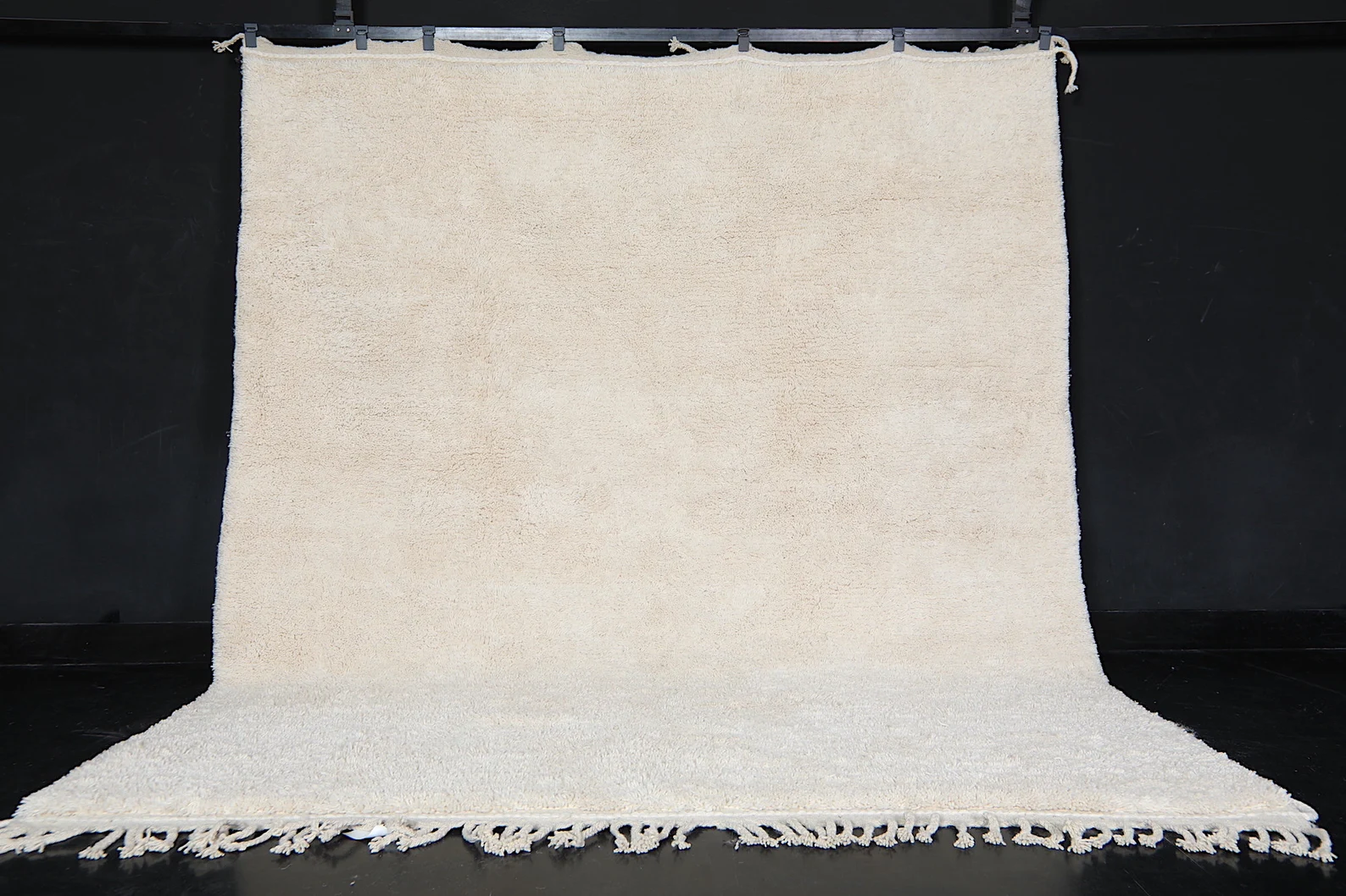 Hand-Woven Beni Ourain Wool Rug - Ivory — view 2