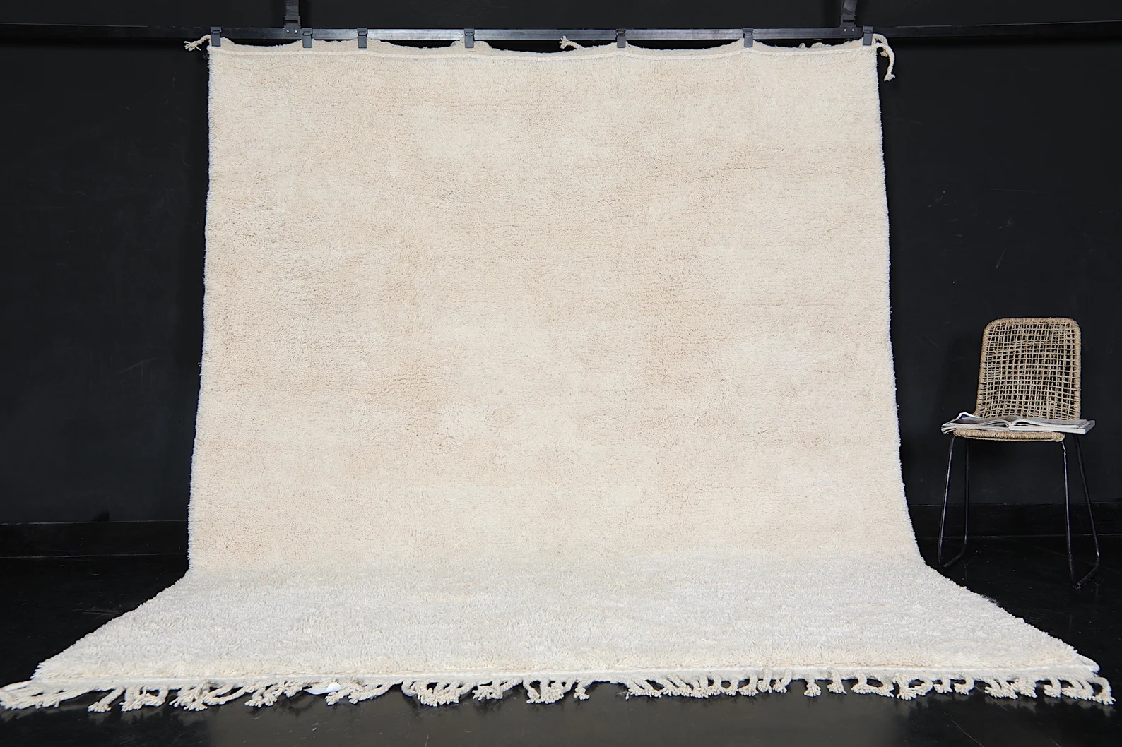 Hand-Woven Beni Ourain Wool Rug - Ivory — view 3